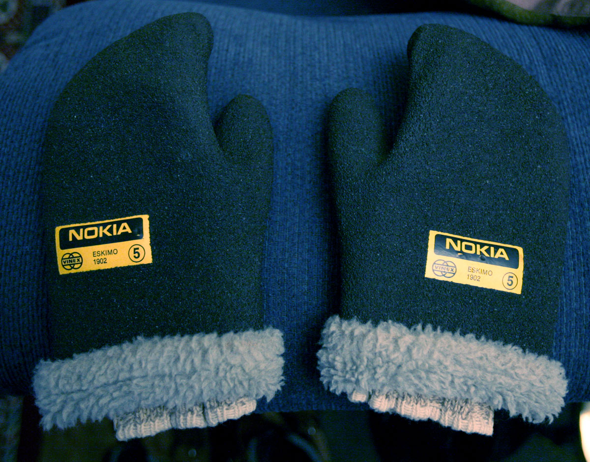  Nokia Mittens